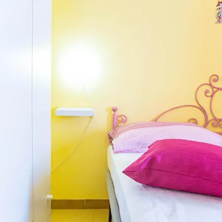 Casa Ondina, 3 Camere, Vista Mare, Air-con Apartment Cala Gonone